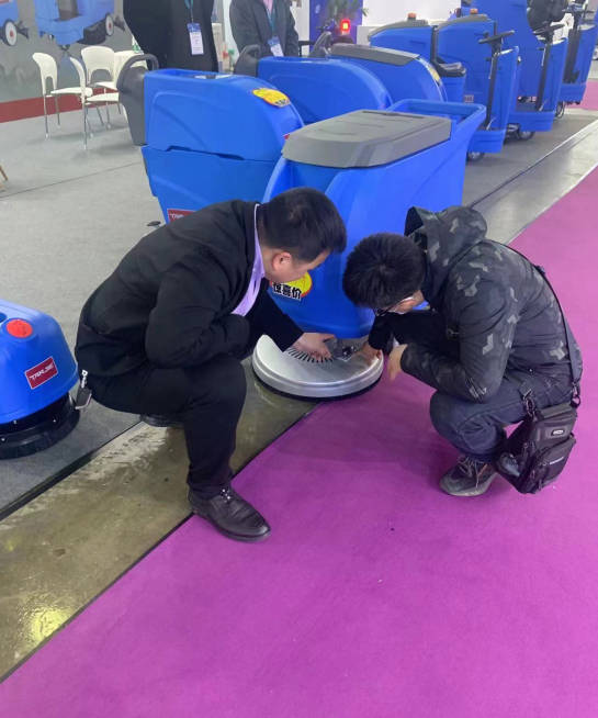 合肥小型电动洗地机是否适合用于环卫保洁